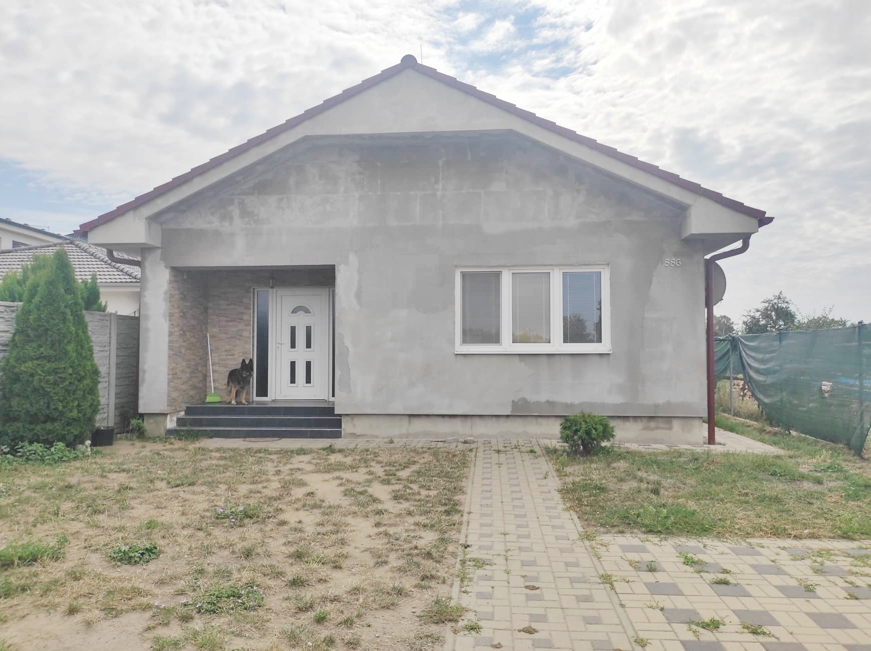 Novostavba rodinného domu v obci Gajary (r. 2015)