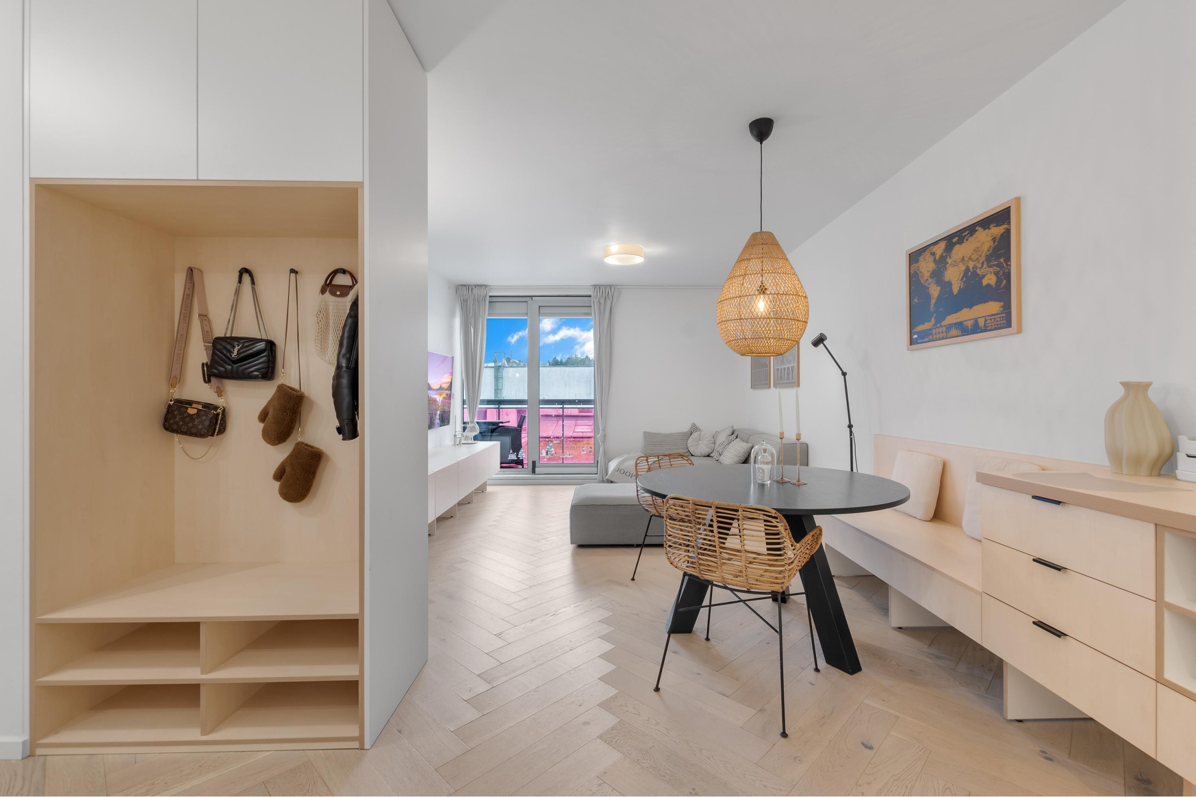 CUBICON - Dizajnový 2 izbový byt v Karlovej vsi