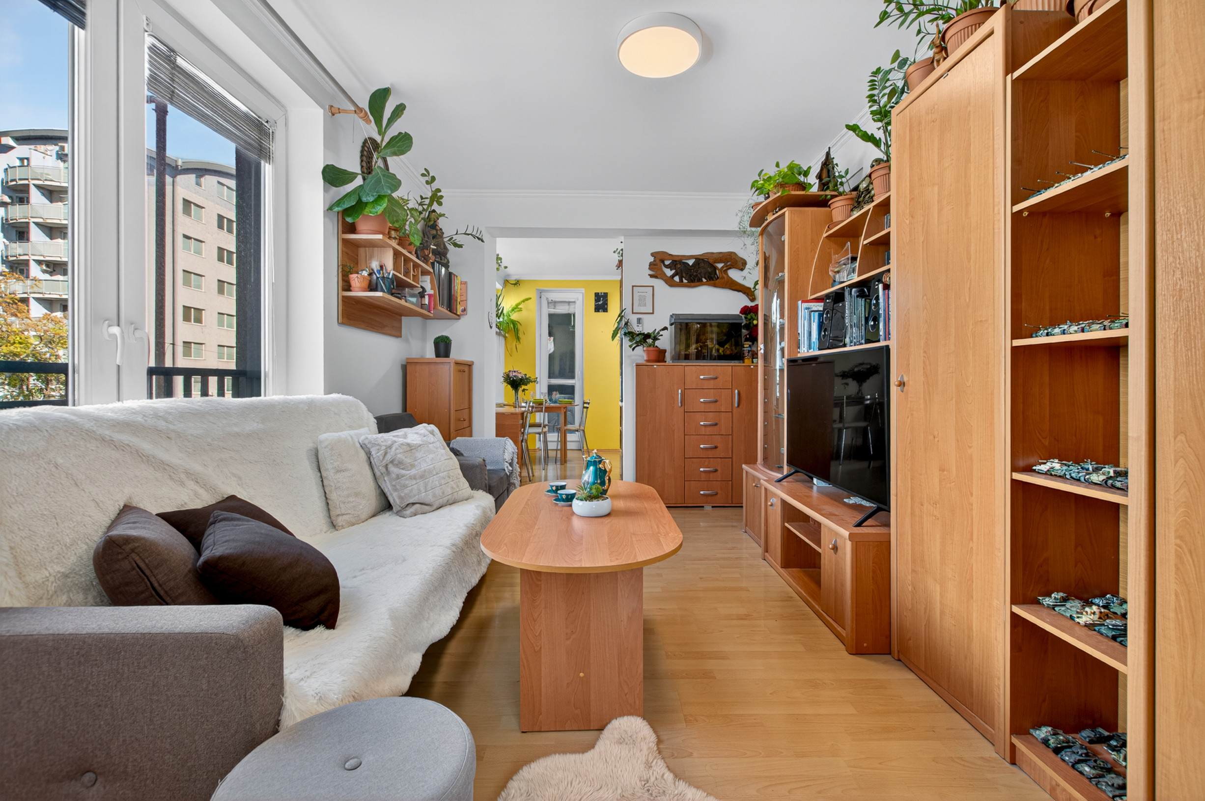 Priestranný byt, dispozične zmenený na trojizbový, Kazanská ulica - VIDEO