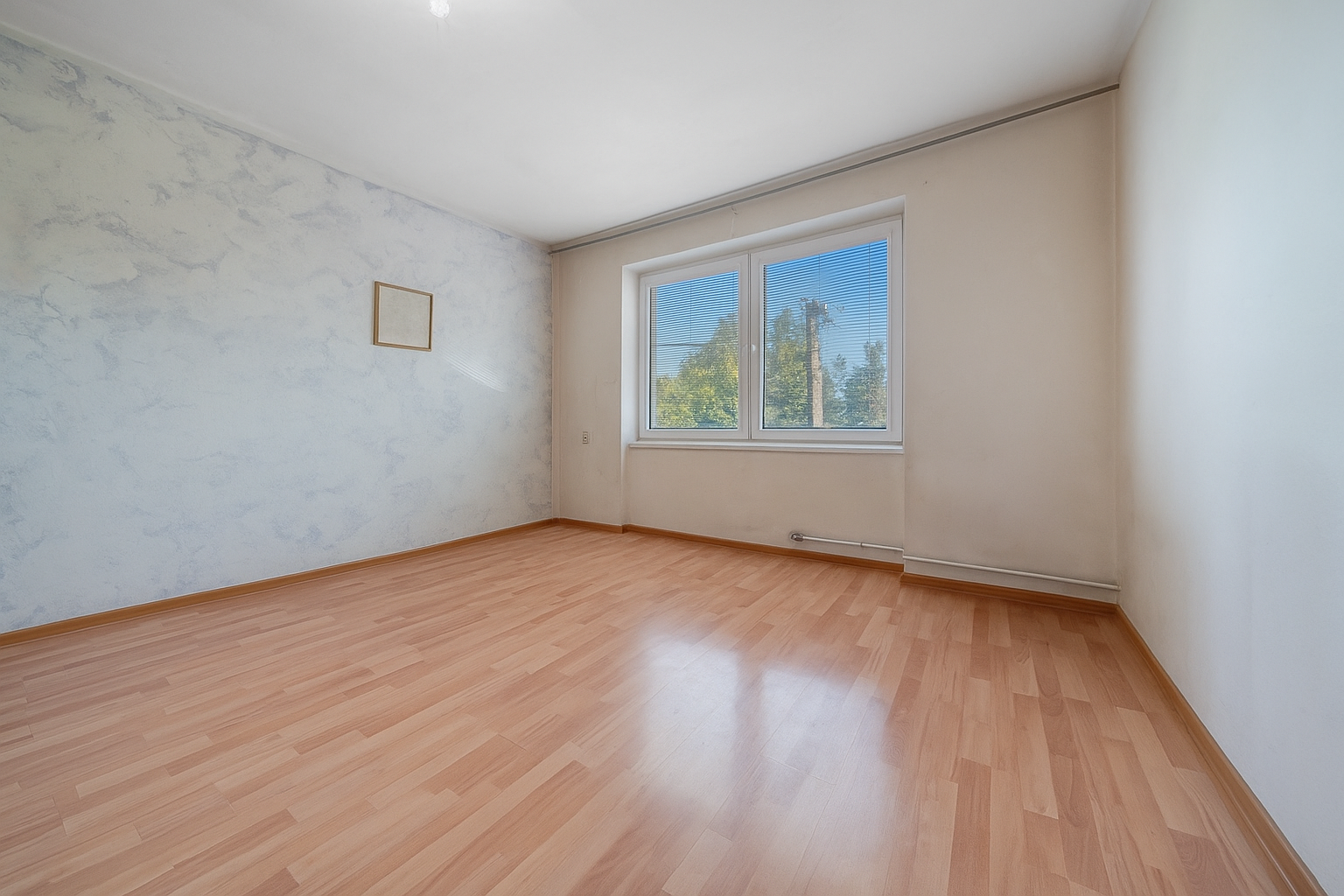 SUPER CENA 3-izbový byt, pôvodný stav, 40min. od Bratislavy