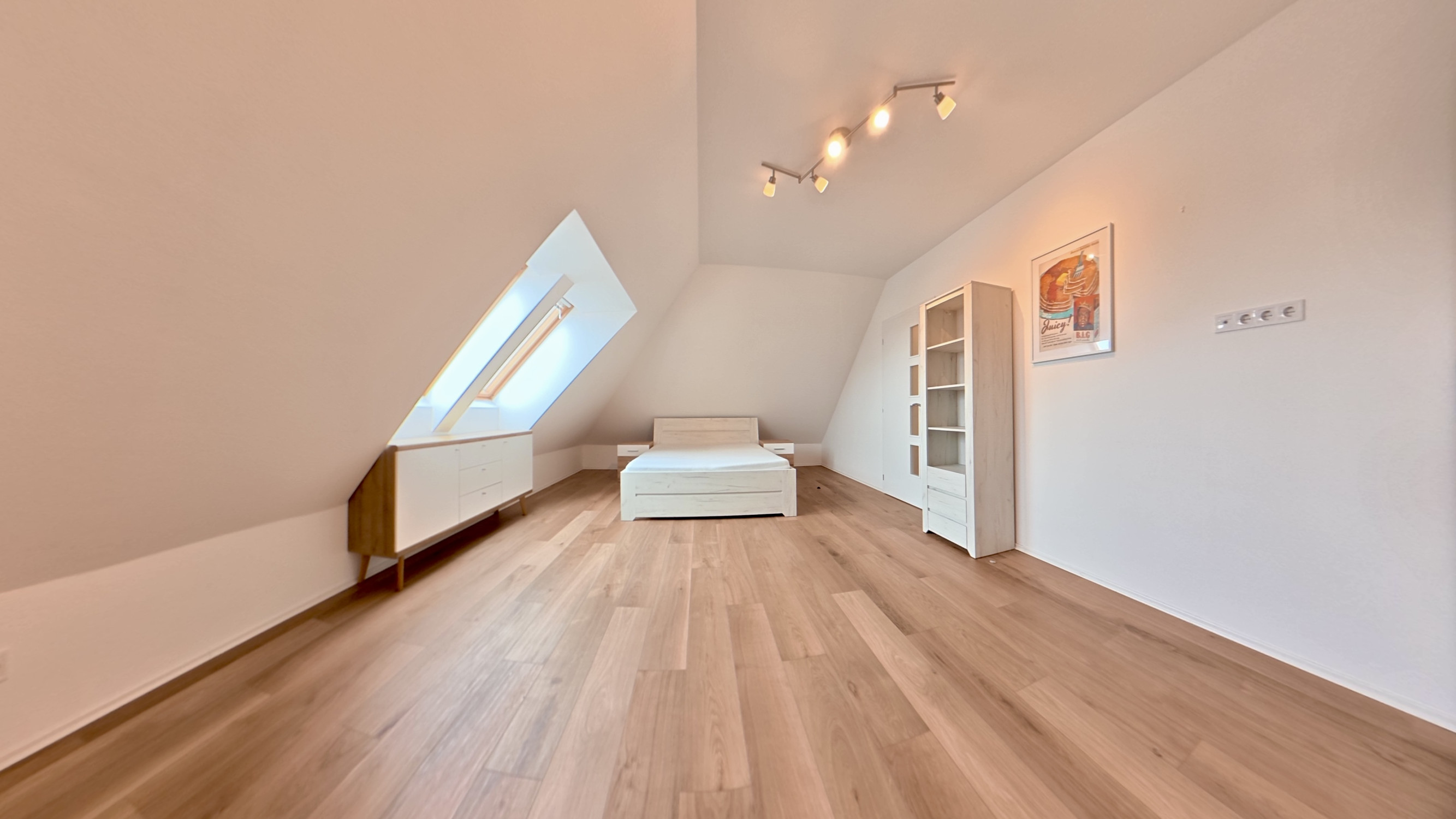 2-izbový byt s veľkým balkónom v novostavbe – Rajka | 20 min. od Bratislavy - VIDEO