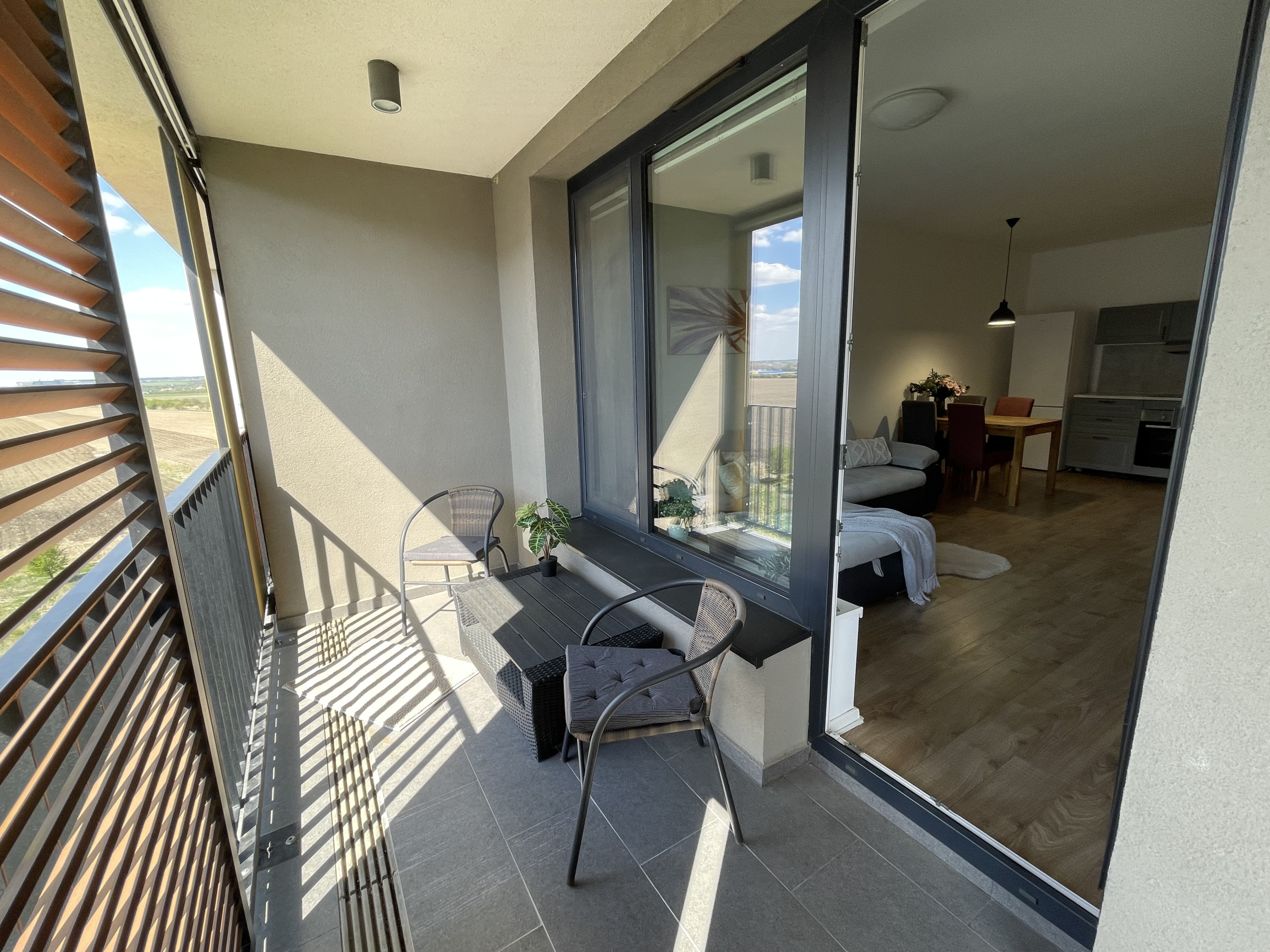 Moderný 2-izbový byt s veľkorysou lodžiou (12 m²) | BORY | parkovanie