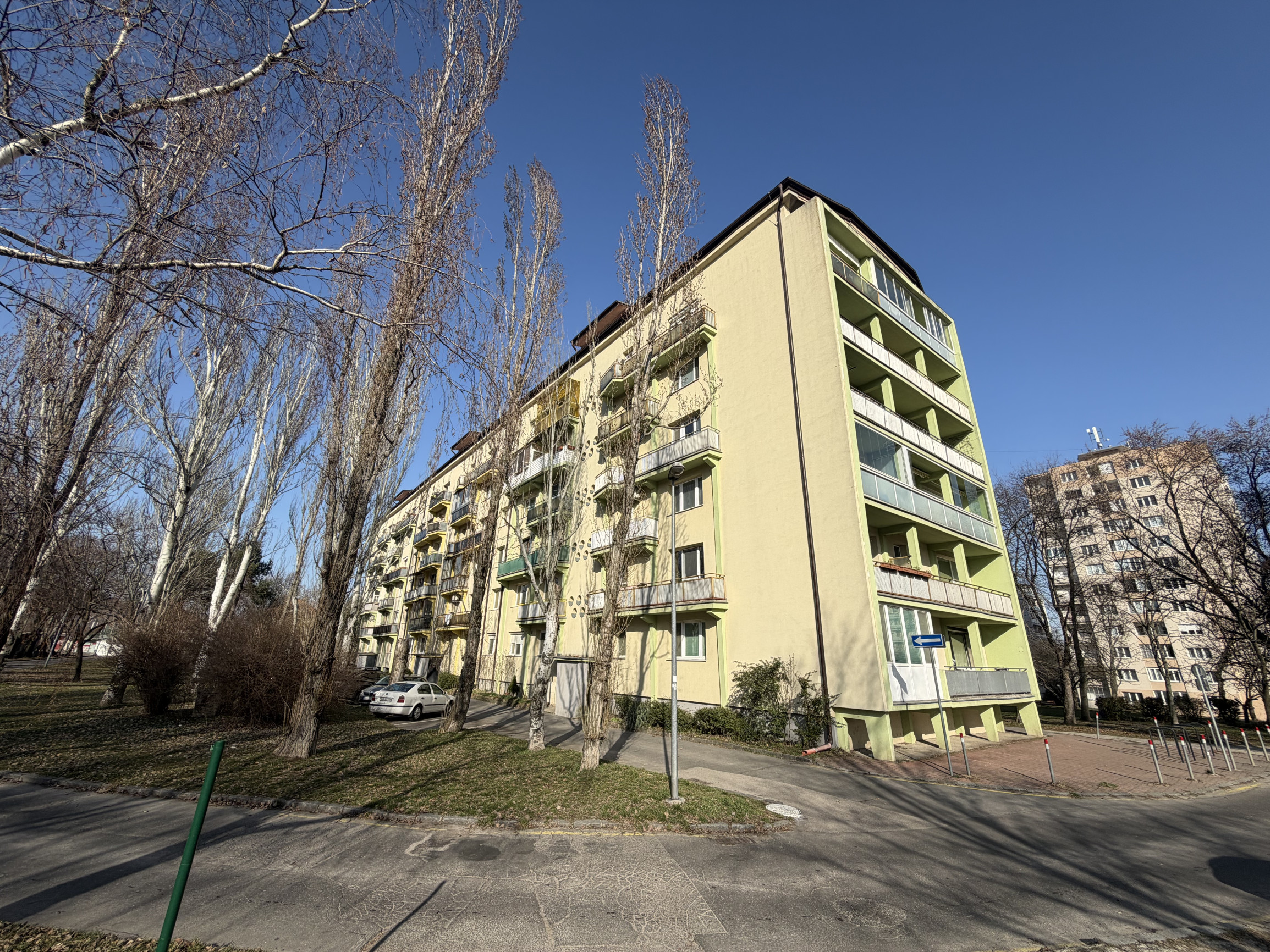 Príjemný 2,5-izbový byt s loggiou aj balkónom v obľúbenej lokalite