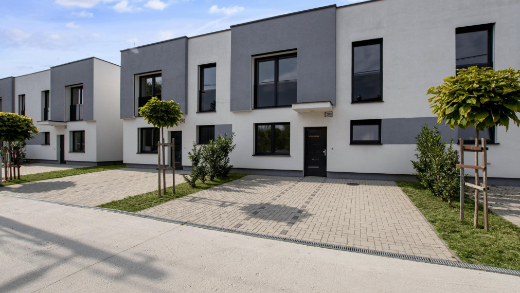 Krásny 6 izb. rodinný dom pri malom Dunaji na prenájom