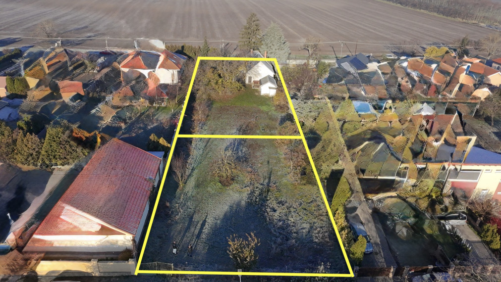 Stavebný pozemok, obec Macov, 961m2, 25minút od Bratislavy.