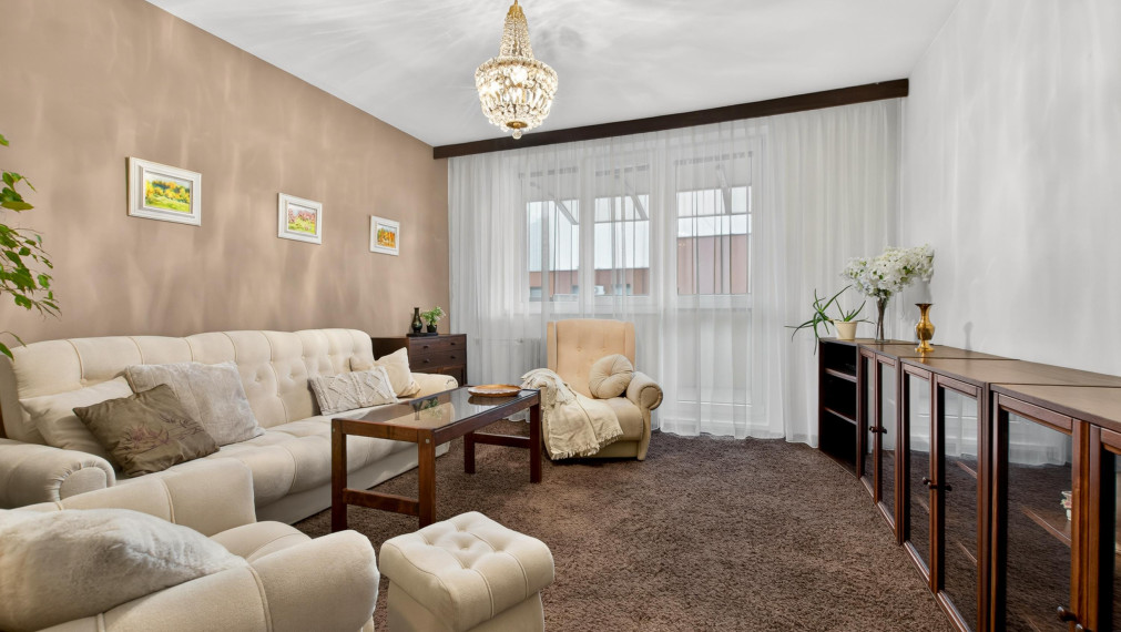 Veľký 2-izbový byt na Grosslingovej v centre mesta