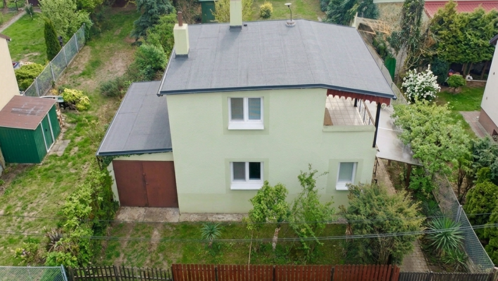 Celoročne obyvateľná chata pri jazere- Sekule
