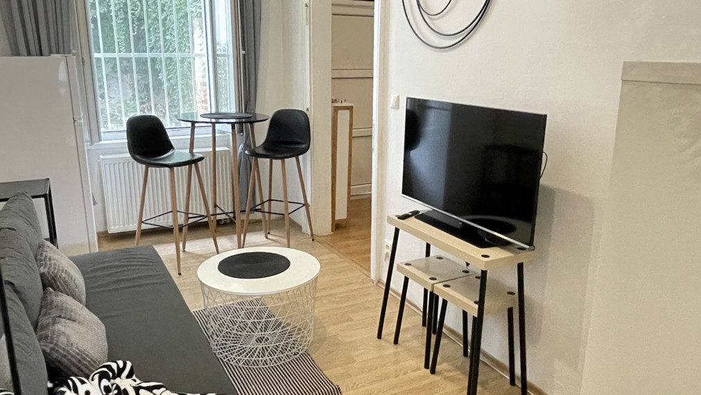 PRENÁJOM | 1,5-izbový byt v centre Bratislavy | Ferienčíkova ulica