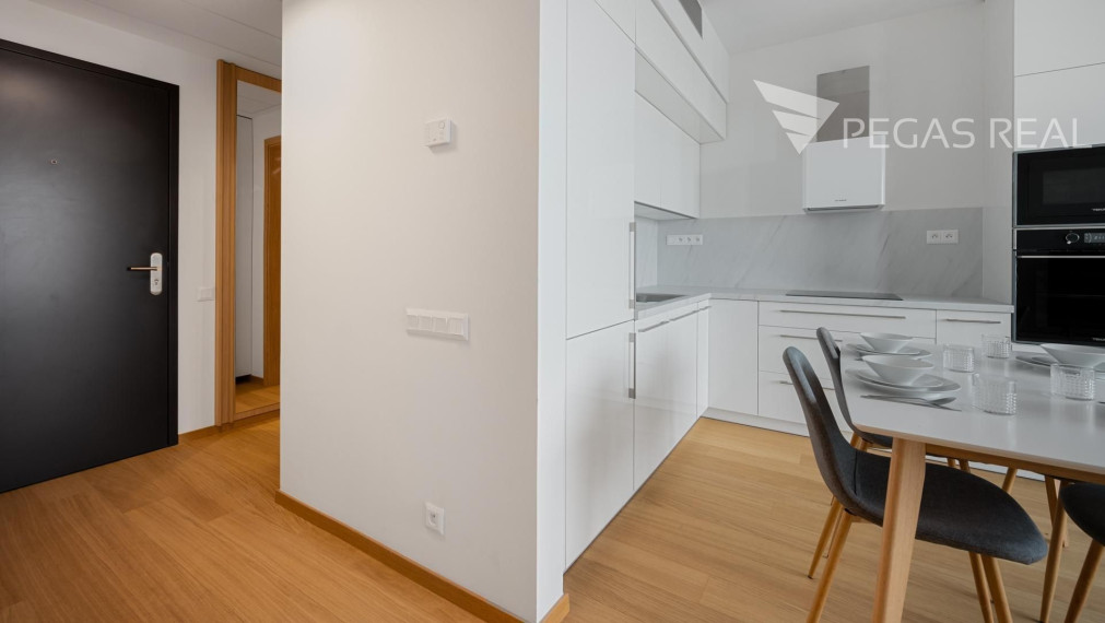 SKY PARK: Krásny 2 izbový byt na 20. poschodí