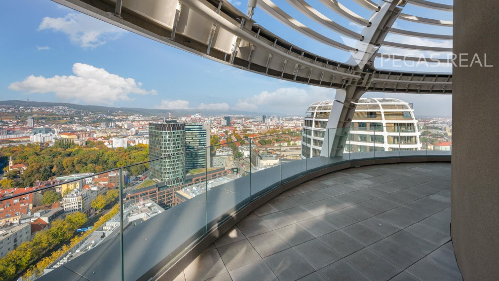 SKY PARK: Krásny 2 izbový byt na 20. poschodí