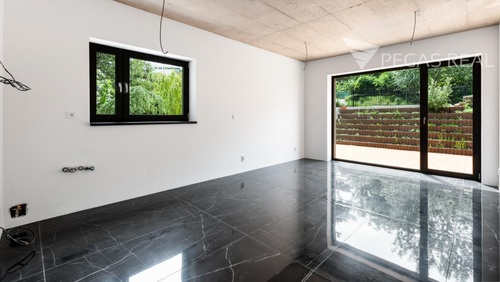 Nový 4 izbový rodinný dom s dvomi terasami