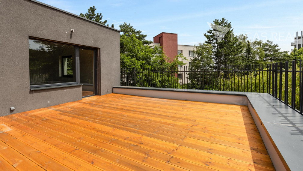 Nový 4 izbový rodinný dom s dvomi terasami