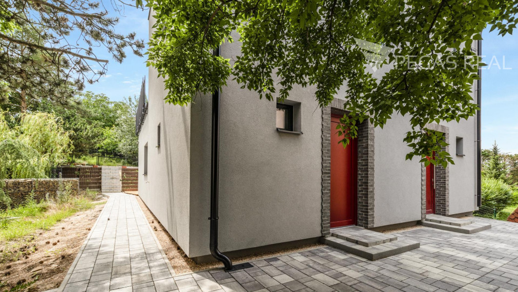 Nový 4 izbový rodinný dom s dvomi terasami