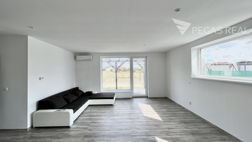 Dômyselne riešený 4-izbový rodinný dom