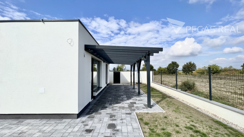 Dômyselne riešený 4-izbový rodinný dom