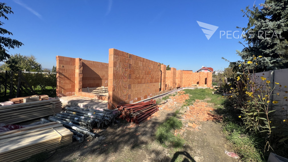 Moderný vidiecky 3 izbový dom v Chorvátskom Grobe