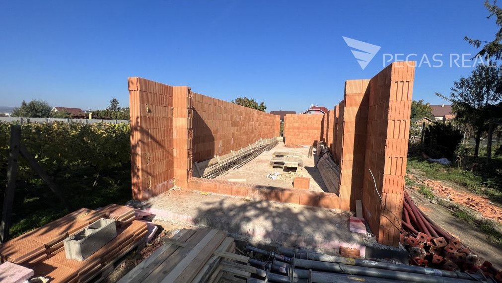 Moderný vidiecky 3 izbový dom v Chorvátskom Grobe