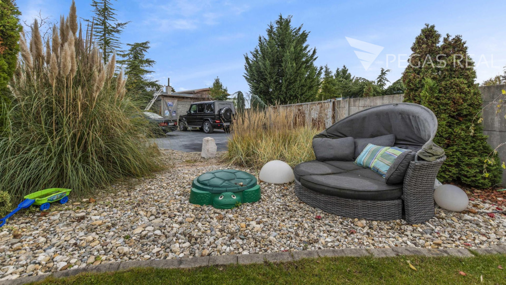 Luxusný 5 izbový dom  s bazénom v Chorvátskom Grobe