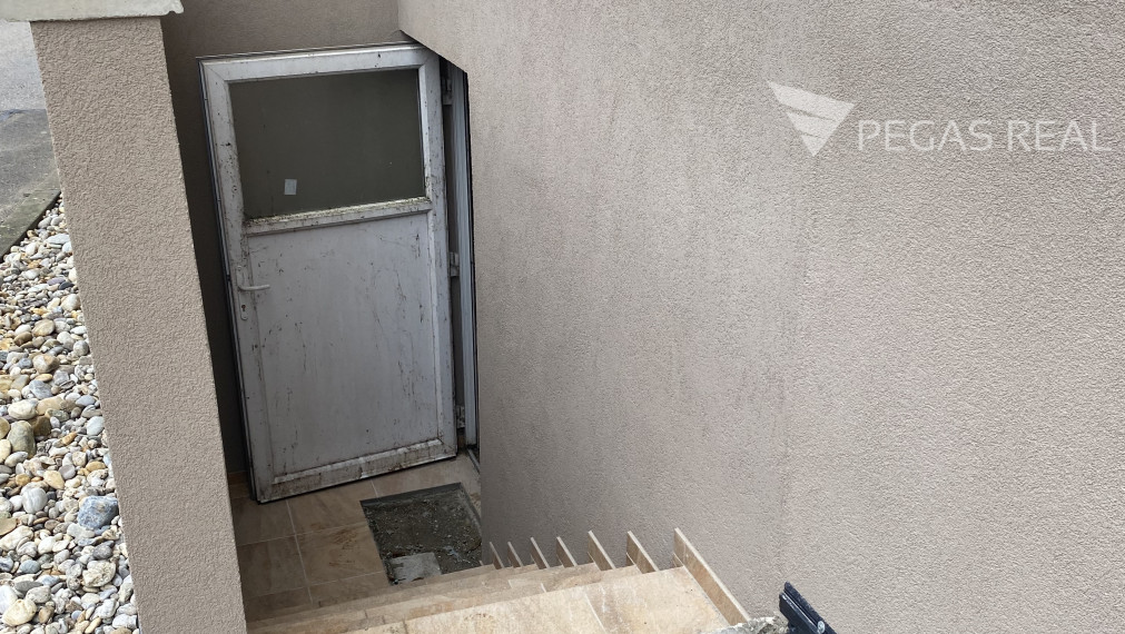 Zaujímavý pivničný priestor v Senci na predaj