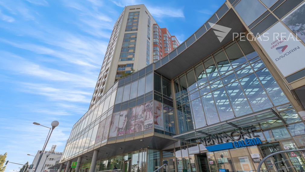 6,5 izbový priestranný apartmán v Petržalke vo Vienna Gate