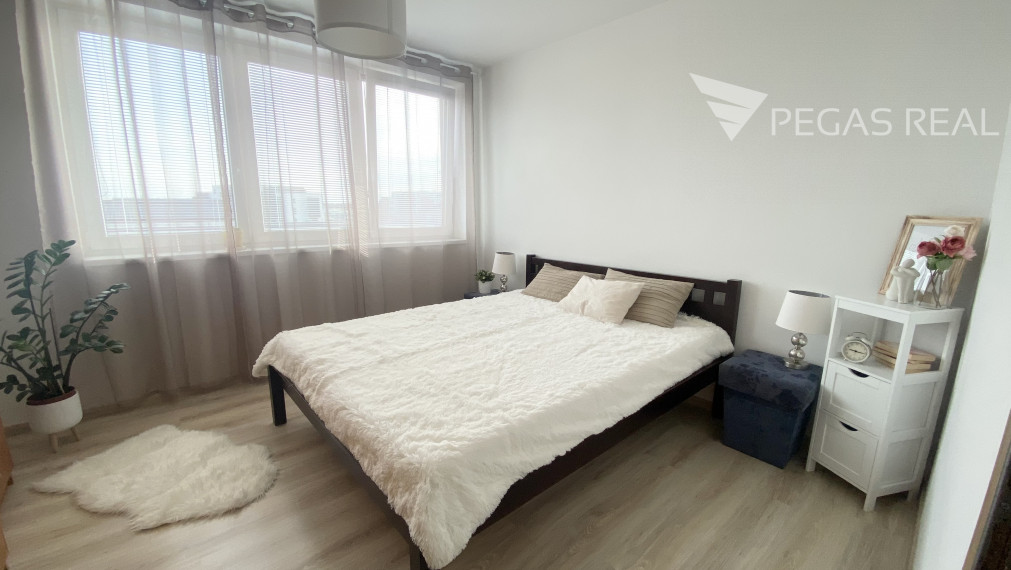 Výborne dispozične riešený  2-izbový byt  v Miloslavove na predaj.