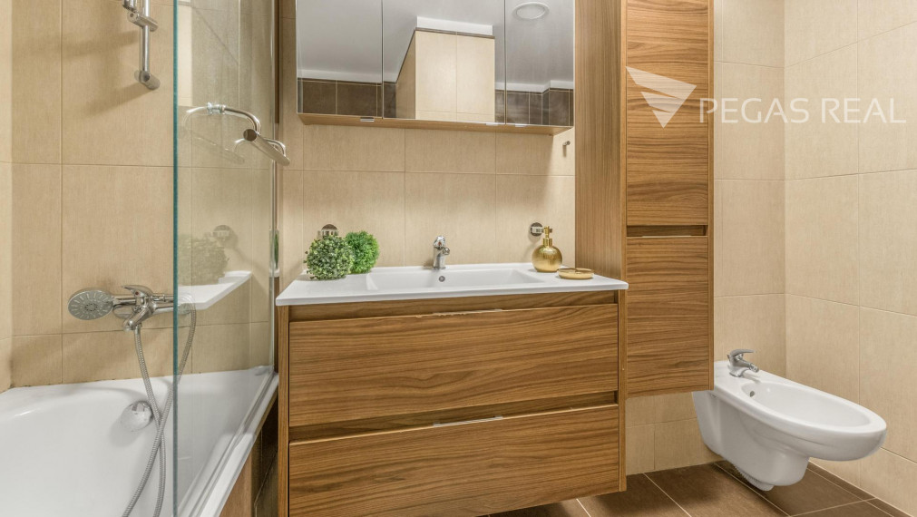 6,5 izbový priestranný apartmán v Petržalke vo Vienna Gate