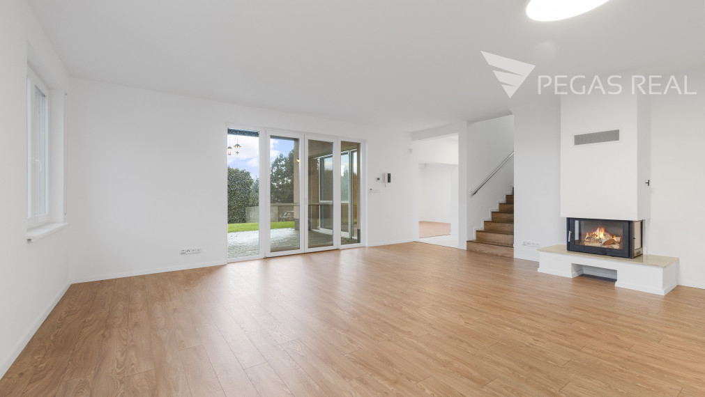 Na prenájom 5 - izbový rodinný dom v Záhorskej Bystrici na Strmom Vŕšku