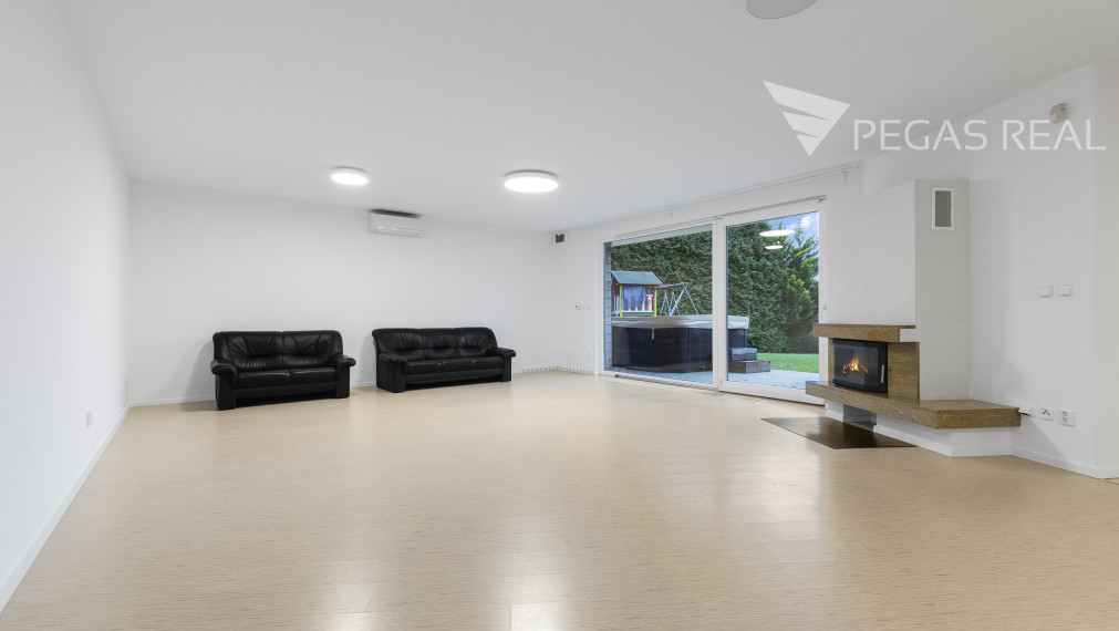 Na prenájom 6-izbový rodinný dom - Strmý Vŕšok, Záhorská Bystrica