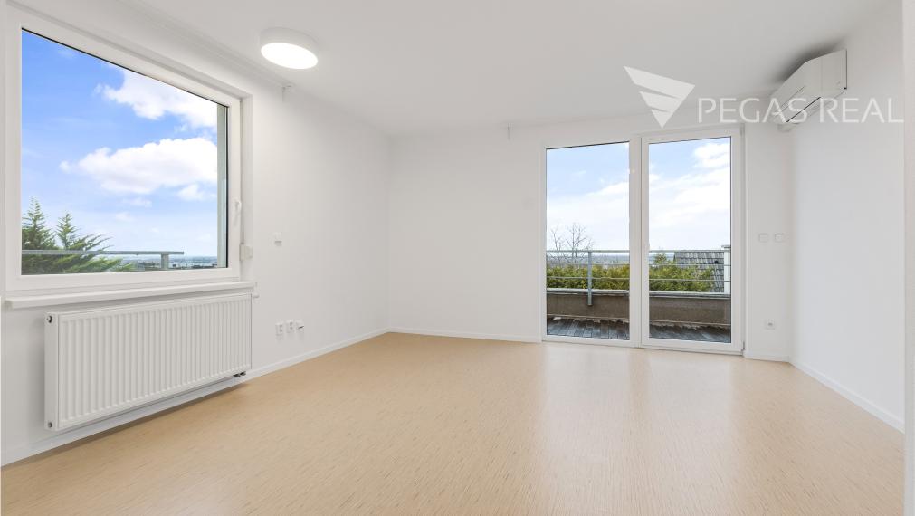 Na prenájom 6-izbový rodinný dom - Strmý Vŕšok, Záhorská Bystrica