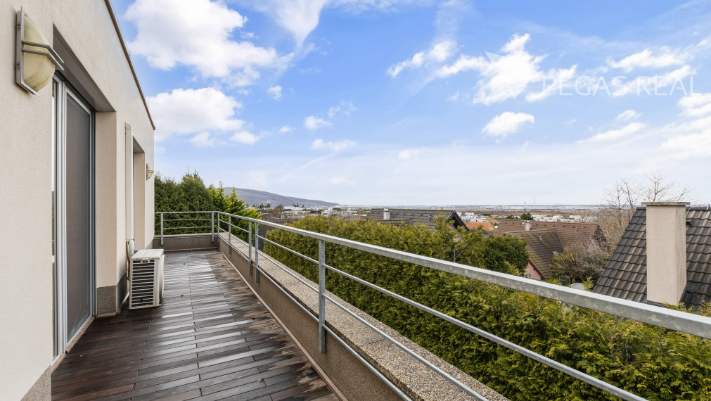 Na prenájom 6-izbový rodinný dom - Strmý Vŕšok, Záhorská Bystrica