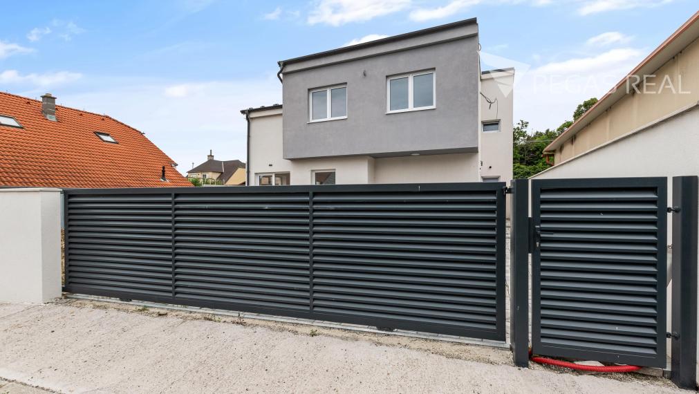 4 izbový rodinný dom so záhradou - NOVOSTAVBA