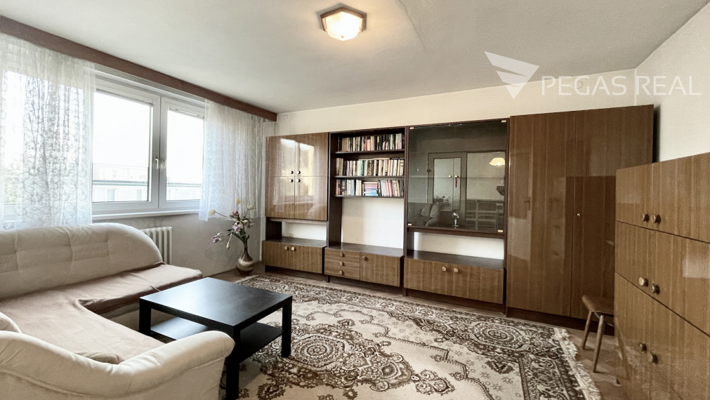 **PREDANÝ** Slnečný 4i byt v príjemnom tichom prostredí DNV v časti Kostolné