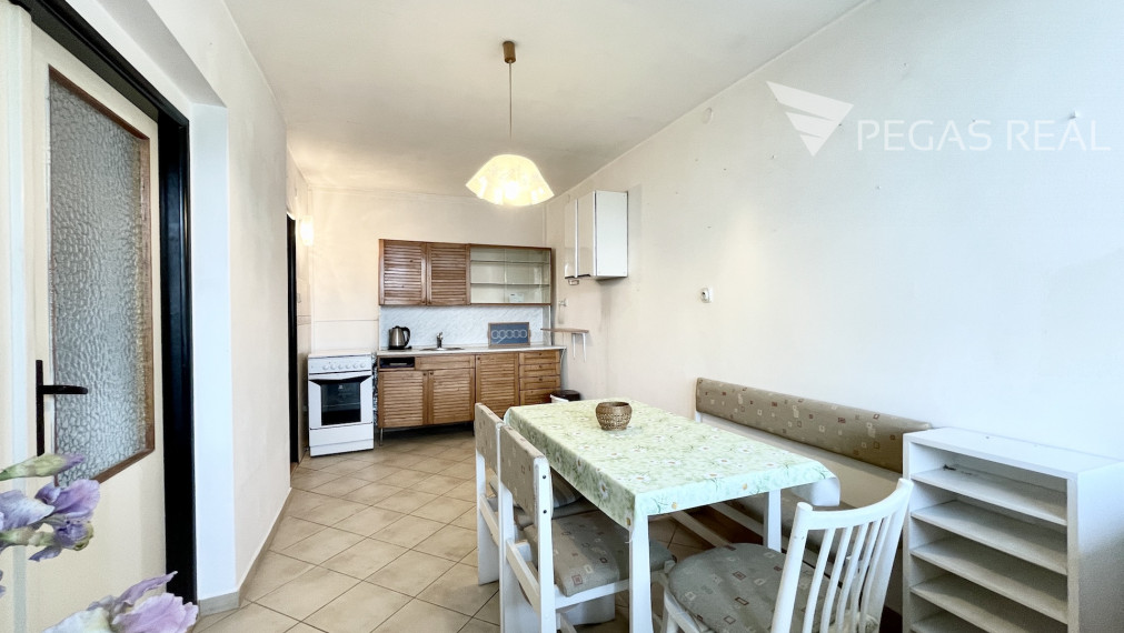 **PREDANÝ** Slnečný 4i byt v príjemnom tichom prostredí DNV v časti Kostolné