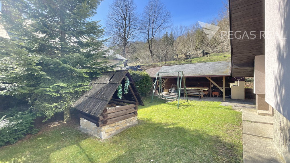 Rodinný dom v krásnom prostredí v Terchovej - VIDEO