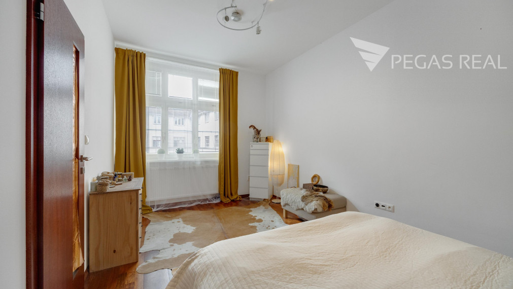 Krásny 4 izbový byt na Zochovej ulici