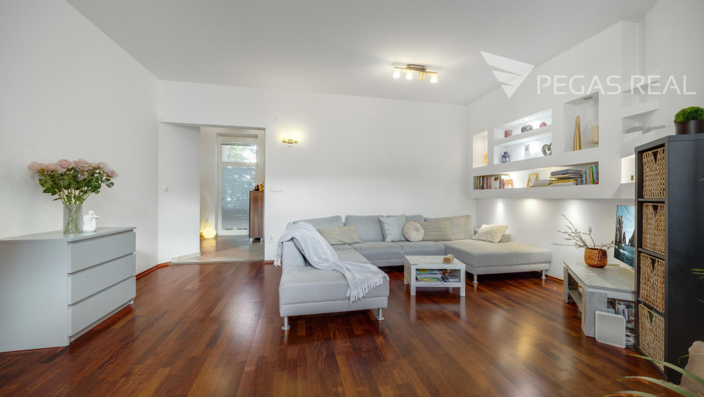 Krásny 4 izbový byt na Zochovej ulici