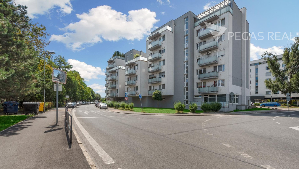 3 izbový byt v novostavbe v Ružinove s parkingom - VIDEO