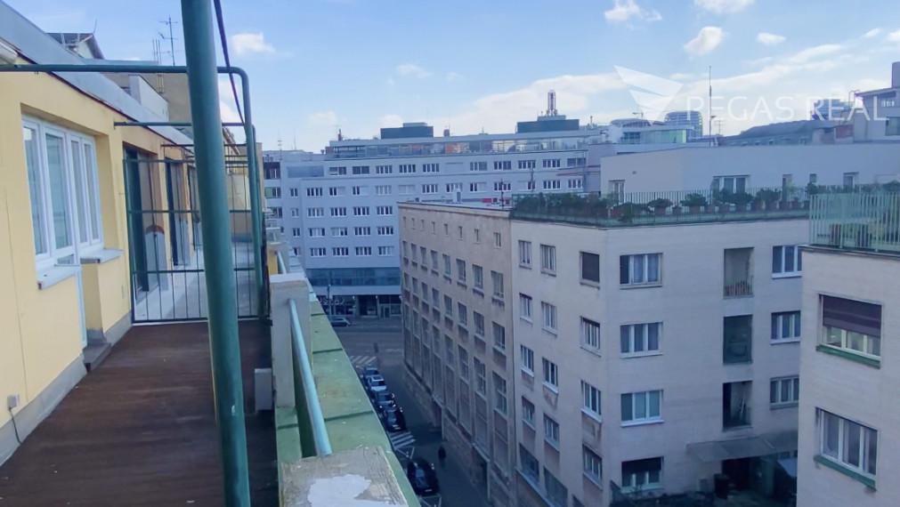 2-izbový byt s krásnou terasou v úplnou centre BA - Gorkého ul.