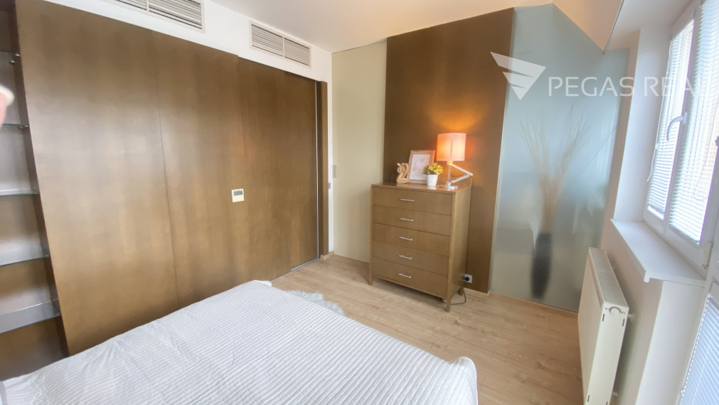 2-izbový byt s krásnou terasou v úplnou centre BA - Gorkého ul.