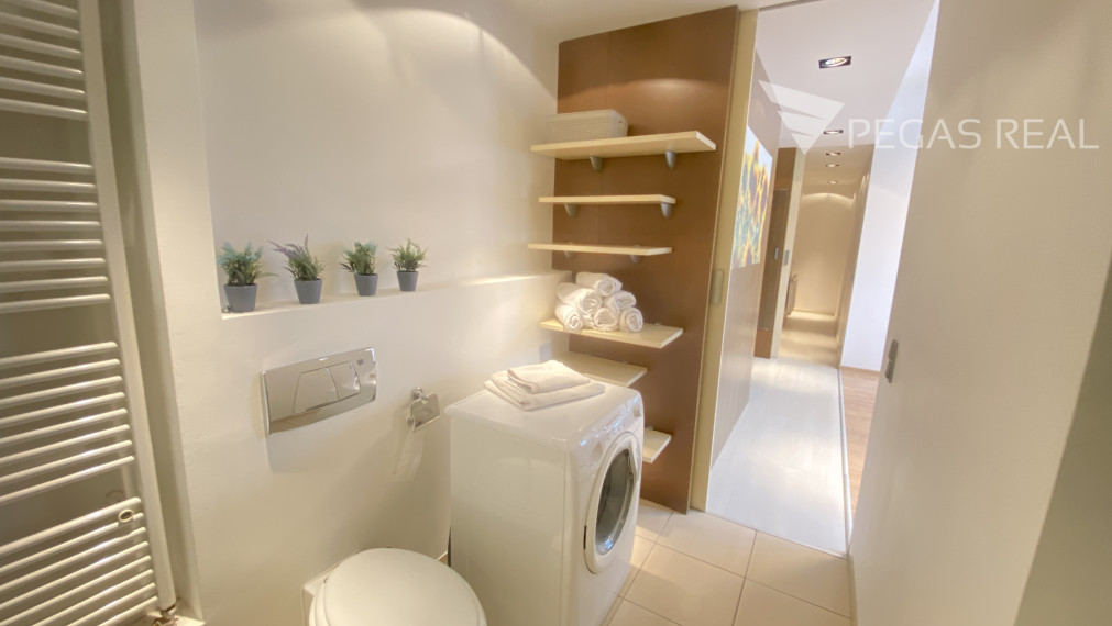 2-izbový byt s krásnou terasou v úplnou centre BA - Gorkého ul.