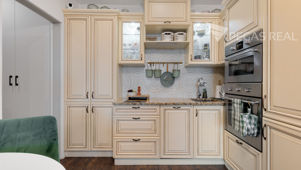 Krásny 4-izbový byt vo vyhľadávanej lokalite BA - Petržalka