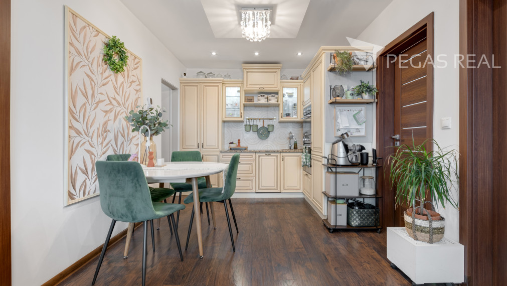 Krásny 4-izbový byt vo vyhľadávanej lokalite BA - Petržalka