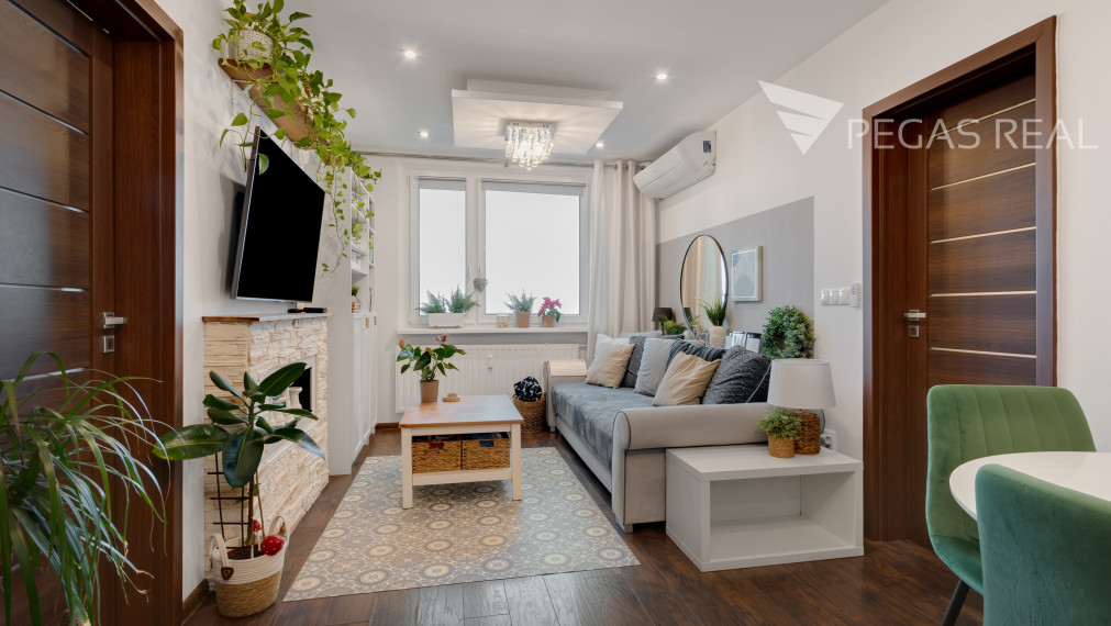 Krásny 4-izbový byt vo vyhľadávanej lokalite BA - Petržalka