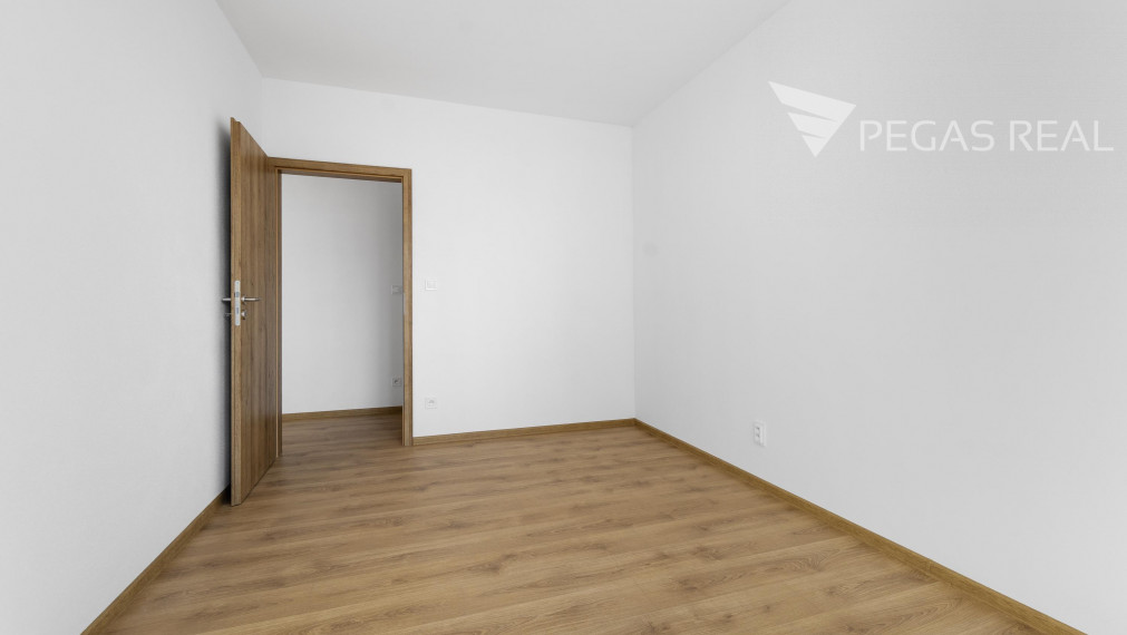 ŠTANDARD V CENE NA POSLEDNÉ 3 IZBOVÉ BYTY - ĎATELINISKÁ