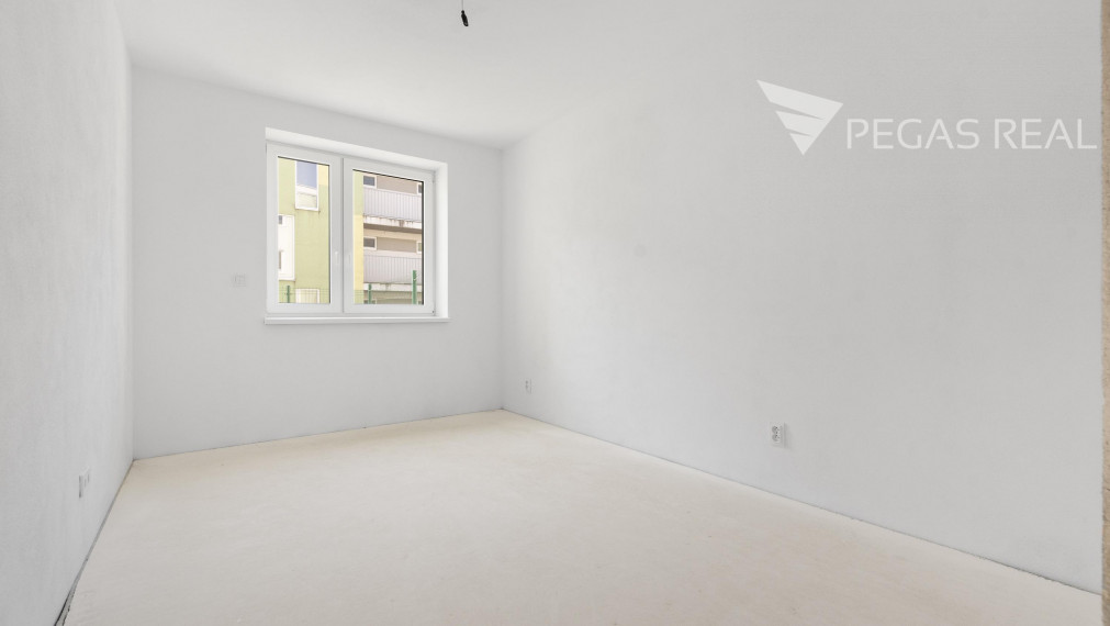 ŠTANDARD V CENE NA POSLEDNÉ 3 IZBOVÉ BYTY - ĎATELINISKÁ