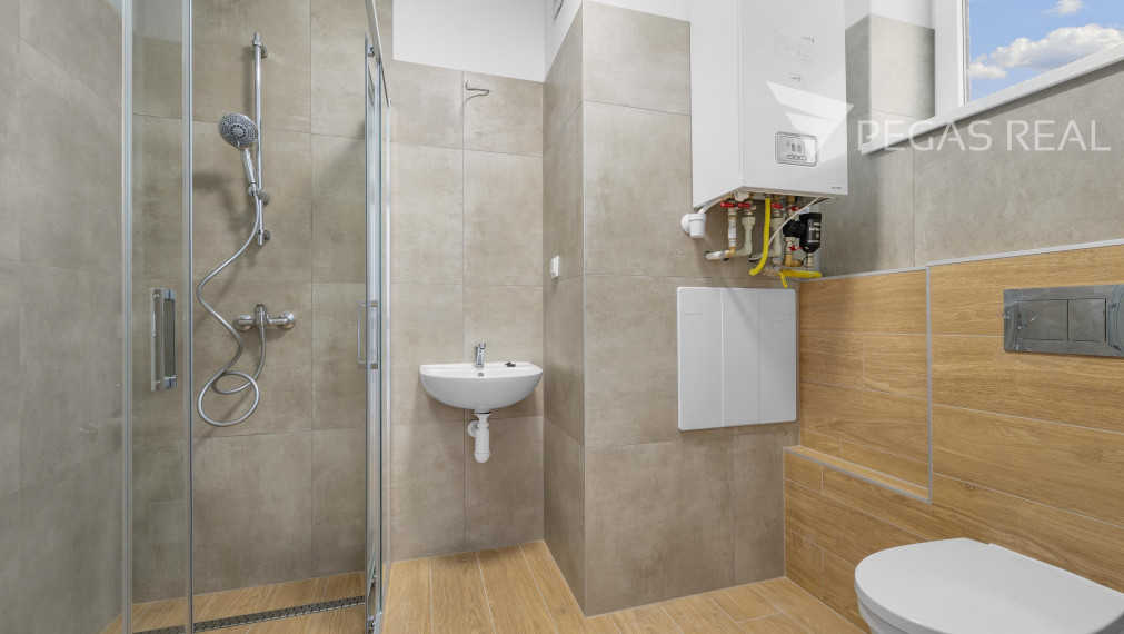 ŠTANDARD V CENE NA POSLEDNÉ 2 IZBOVÉ BYTY - ĎATELINISKÁ