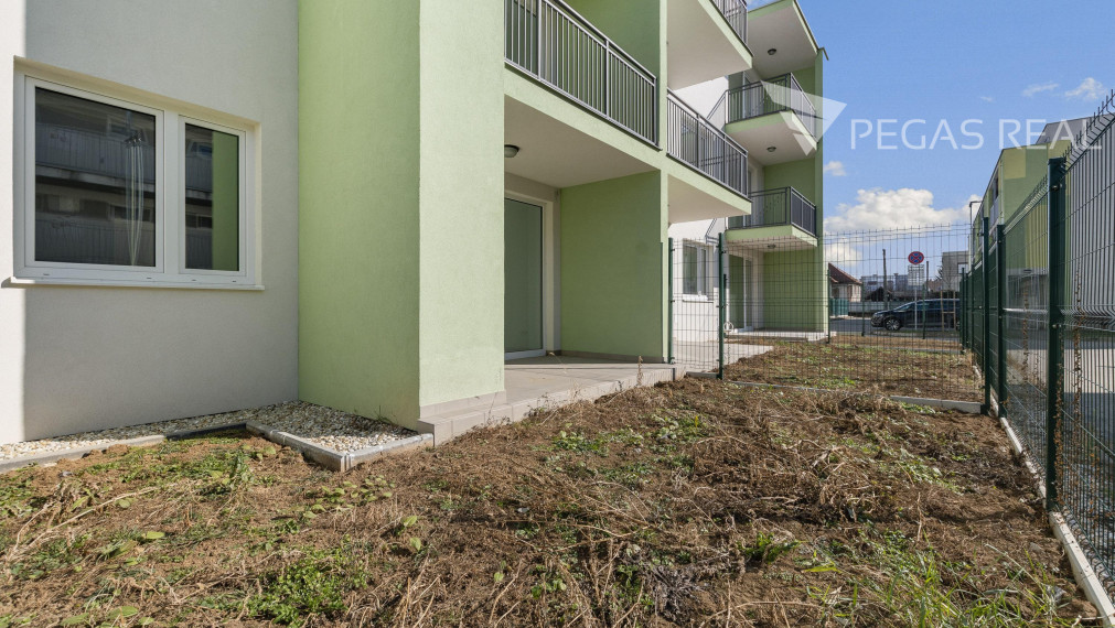 ŠTANDARD V CENE NA POSLEDNÉ 2 IZBOVÉ BYTY - ĎATELINISKÁ