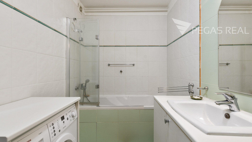 REZERVOVANÉ: 3 izbový byt s krásnym výhľadom a dvomi loggiami - Kramáre