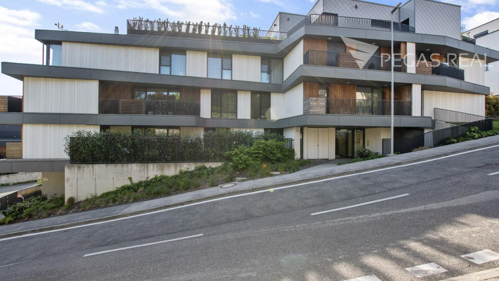 Gansberg - 2-izbový byt s garážovým státím na predaj