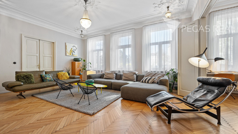 NOVÁ CENA - Luxusný 5-izbový byt v Starom Meste na Leškovej ulici - VIDEO